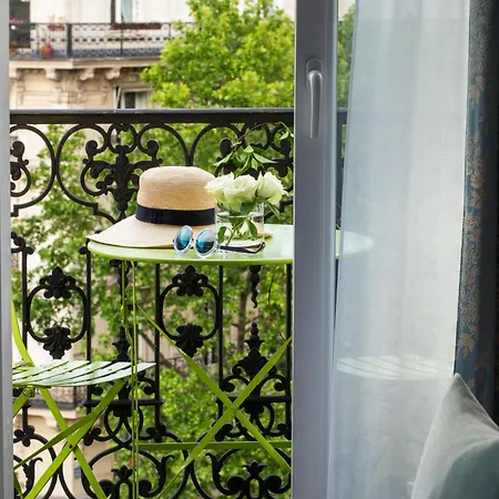 Plaza Elysées 4* Parigi